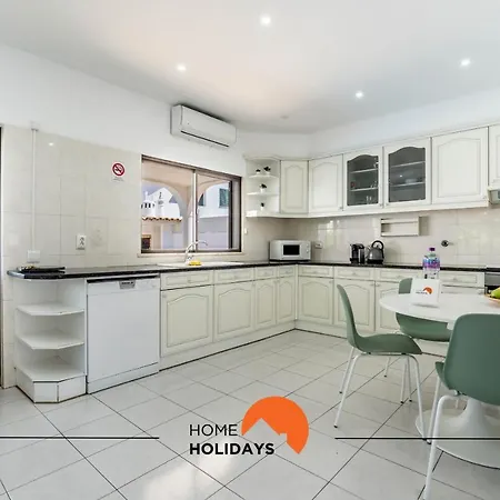 #072 Casa Longa By Holidays