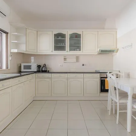 #072 Spacious Perfect Algarve * البوفيرا